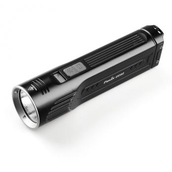 Фонарь светодиодный Fenix UC52 2018 Cree XHP70 LED, 3100 лм, встроенный аккумулятор