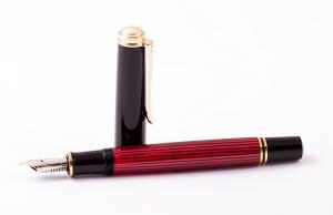 Pelikan Souveraen - Black and Red GT, перьевая ручка, F