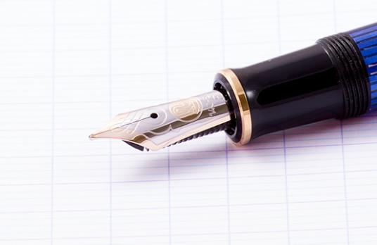Pelikan Souveraen - Black and Blue GT, перьевая ручка, F