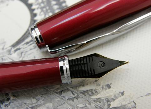 Pierre Cardin Secret - Business Red, перьевая ручка, M