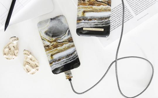 Кабель iDeal для iPhone, 2 м, "Outer Space Agate"