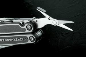 Мультитул Leatherman Charge TTi, 19 функций, нейлоновый чехол