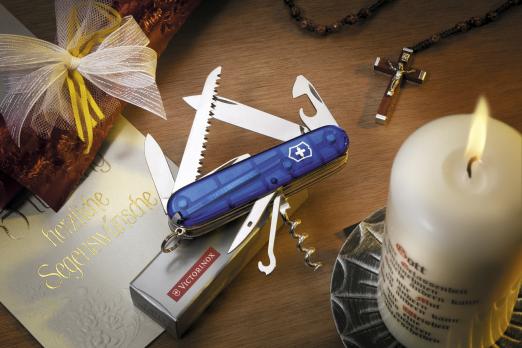 Нож Victorinox Huntsman, 91 мм, 15 функций, полупрозрачный синий