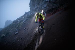 Фонарь светодиодный налобный LED Lenser XEO 19R зеленый, 2000 лм., аккумулятор