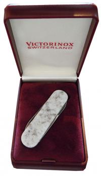 Нож-брелок Victorinox Classic LE, 58 мм, 4 функции, рукоять из натур. камня, "Bethel White" (подар.у